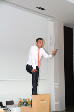 … Besede = Orodje, Orodje = Orožje, Besede = Orožje!