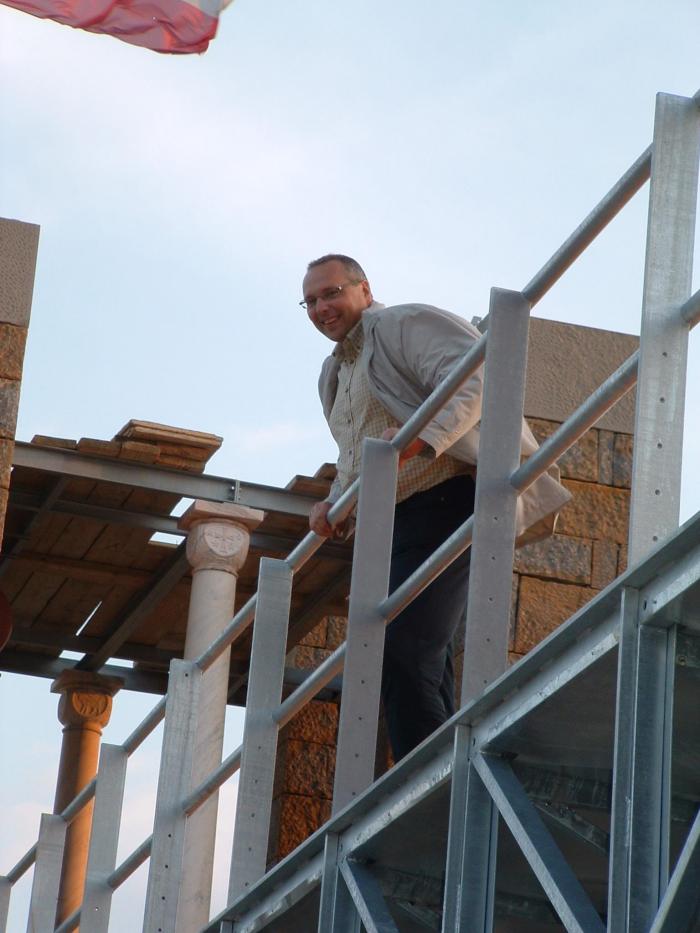 Že leta ga obiskujem in počasi postaja ta/to seminar/srečanje 