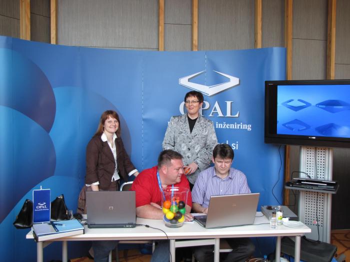 Že drugo leto generalni sponzor -  pri odbitku vstopnega DDV-ja:-)