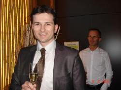  Na slikah me skoraj ni moč najti - pa dajte vsaj tole objaviti:-)