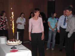 Presenečenje za slavljenko ... pozitivno vas želimo presenetiti tudi na 14. srečanju - vabljeni k udeležbi.