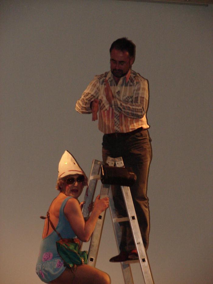 A boste ponižni?? Mi si z VAMI ne bomo 