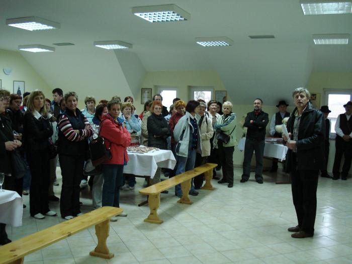 Kaj? ... dacarja v preobleki nam bodo pokazali??