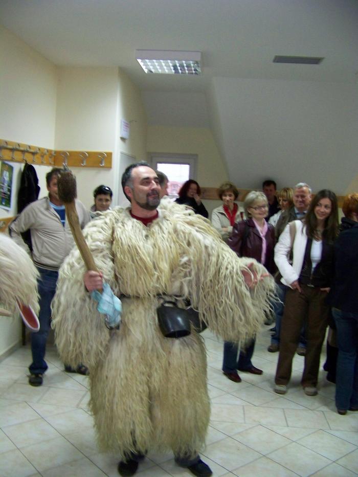 Izpolnili smo tudi kakšno posebno željo:-) - Še ima kdo nasmeh na licih? ... ali pa želite davkoplačevalskega davčnega izvršitelja:-)