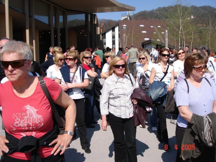 Poskrbeli smo tudi za nepozaben družabni del srečanja - kulturni dediščini, etnografskemu izročilu, kulinaričnim značilnostim ... naproti.