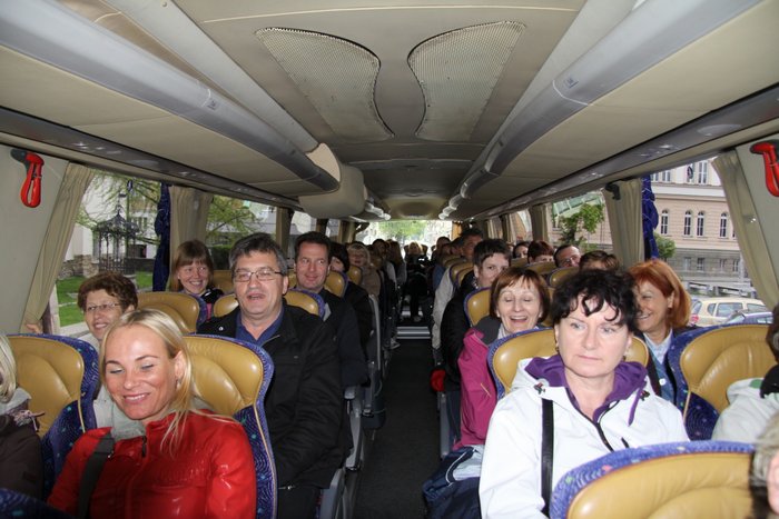 »Po totem kulturnem Mariboru« … ogled kulturno – zgodovinskih znamenitosti … degustacija … večerni pogled na … ekstra kulturno presenečenje.