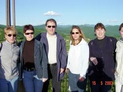 Eni davkoplačevalci visoko v zraku ...