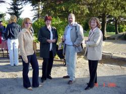 ... drugi raje na varnih tleh