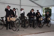 »Seeno je Prekmurje načišno, tan se lidgej ešče znajo stavite, pa si vzejte čas za male stvarij v živlenje« … to velja tudi za starodobnike – stara kolesa ljubiteljev starih koles DIMEK Beltinci.