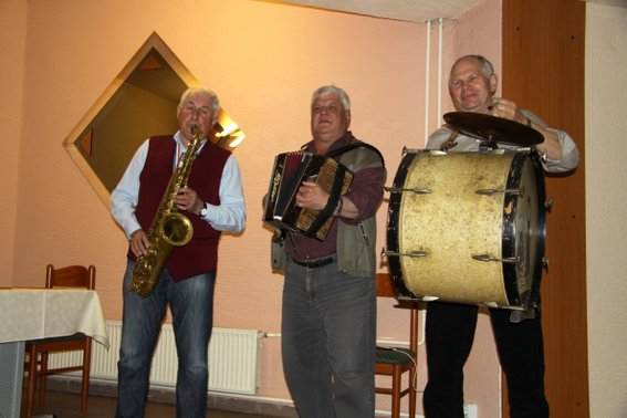 To ni turbo folk! To je etno folk!