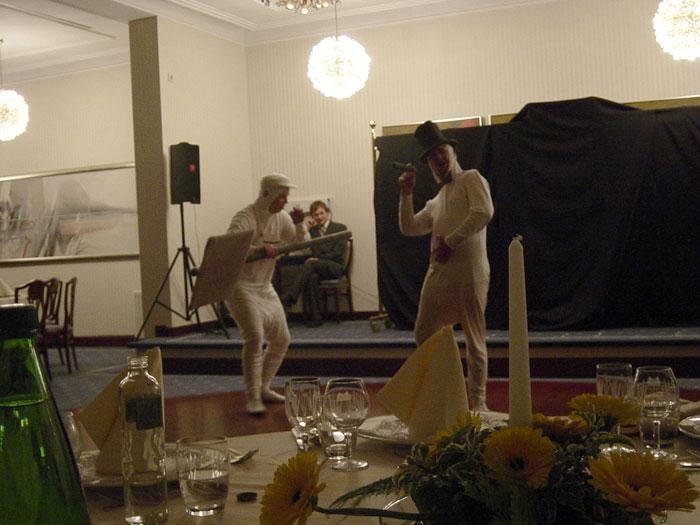 ... HALO ... da se na tej strani ne pripravlja že kakšna 