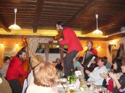 ... pridi ljuba k meni, PRIDI IN OSTANI z mano v tem davčnem raju...