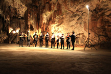 Nekateri pokažejo tudi svoje roge … ter v 3 metrih napihajo tiste luš(t)ne